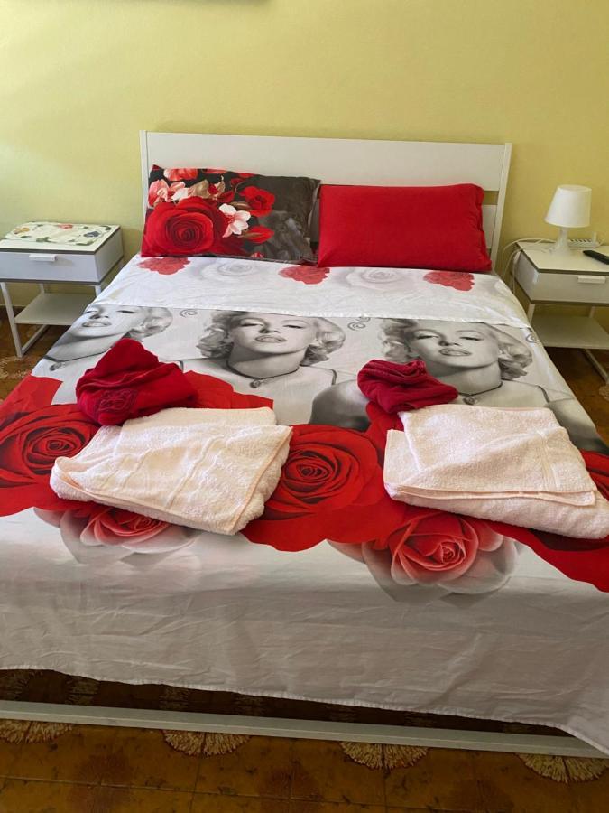 Zona Pirri Casa Notte A Cagliari Hotel Bagian luar foto