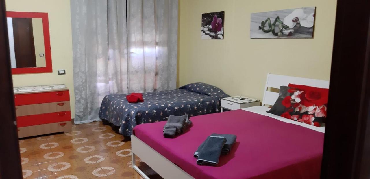 Zona Pirri Casa Notte A Cagliari Hotel Bagian luar foto